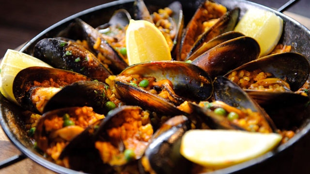 Paella a la Maestre