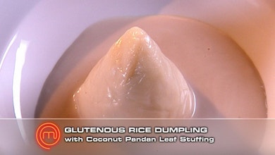 Glutenous Rice Dumpling with Coconut Pandan Leaf Stuffing