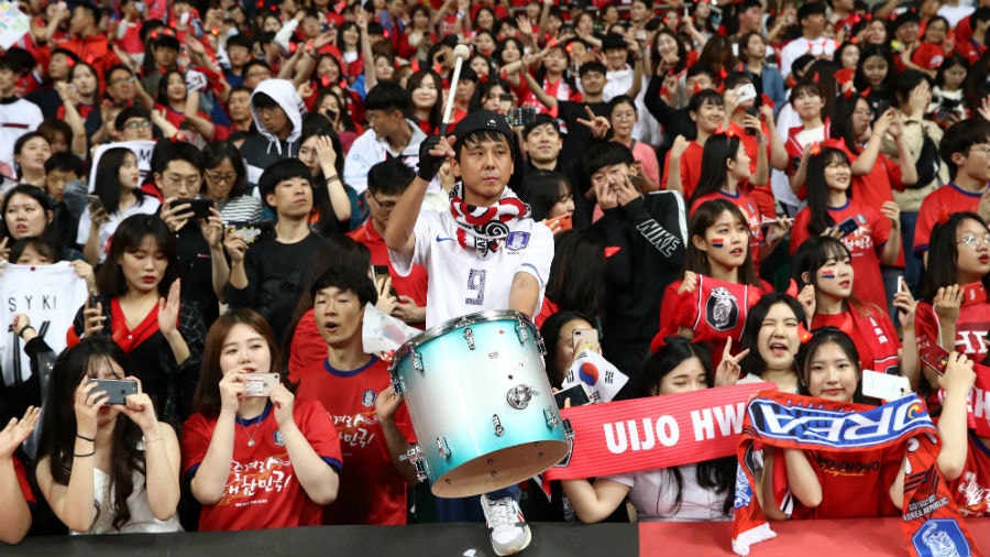 South Korean fans