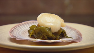 Scallops and Wakame