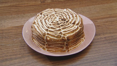 Lemon Sponge with Lemon Curd and Italian Meringue