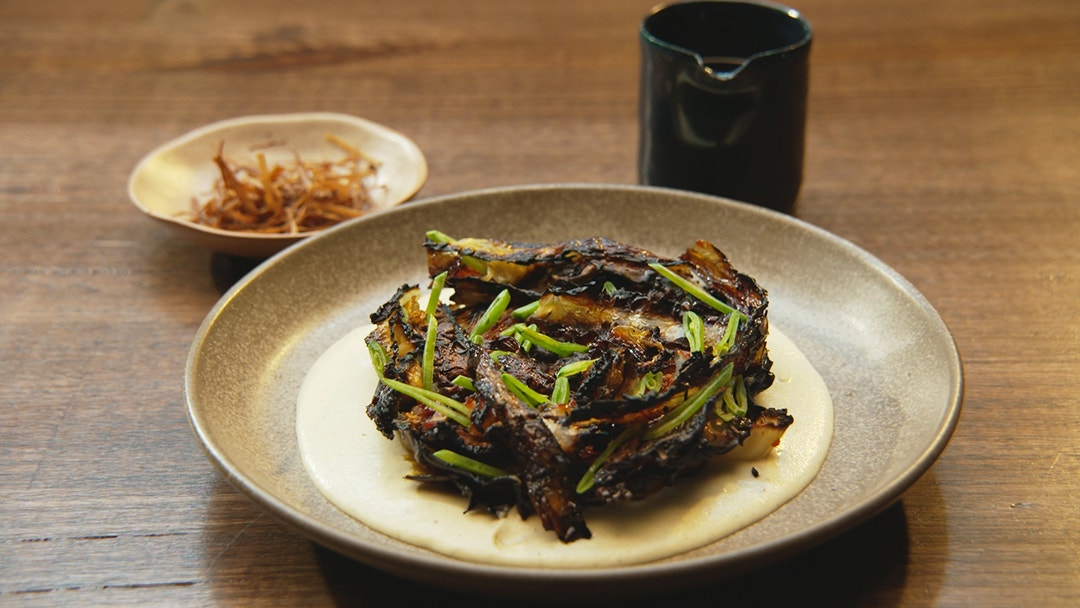 Burnt Cabbage, Leek Purée, Chilli Oil