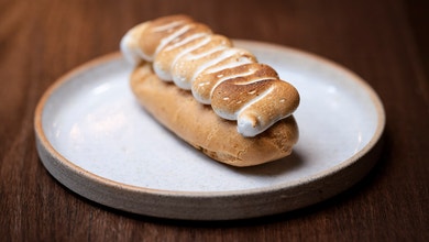 Lemon Meringue Éclair