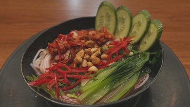 Khao Moo Daeng